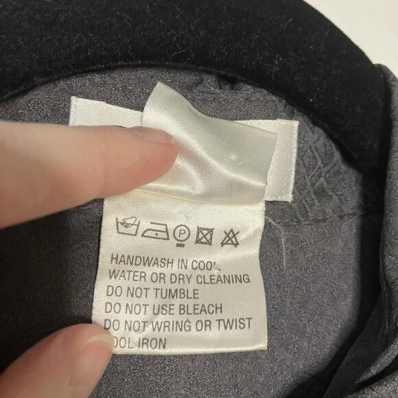 Olsen Snakeskin Silk Blouse Womens 12 Gray Button Up Neutral Textured Chic - Picture 5 of 7